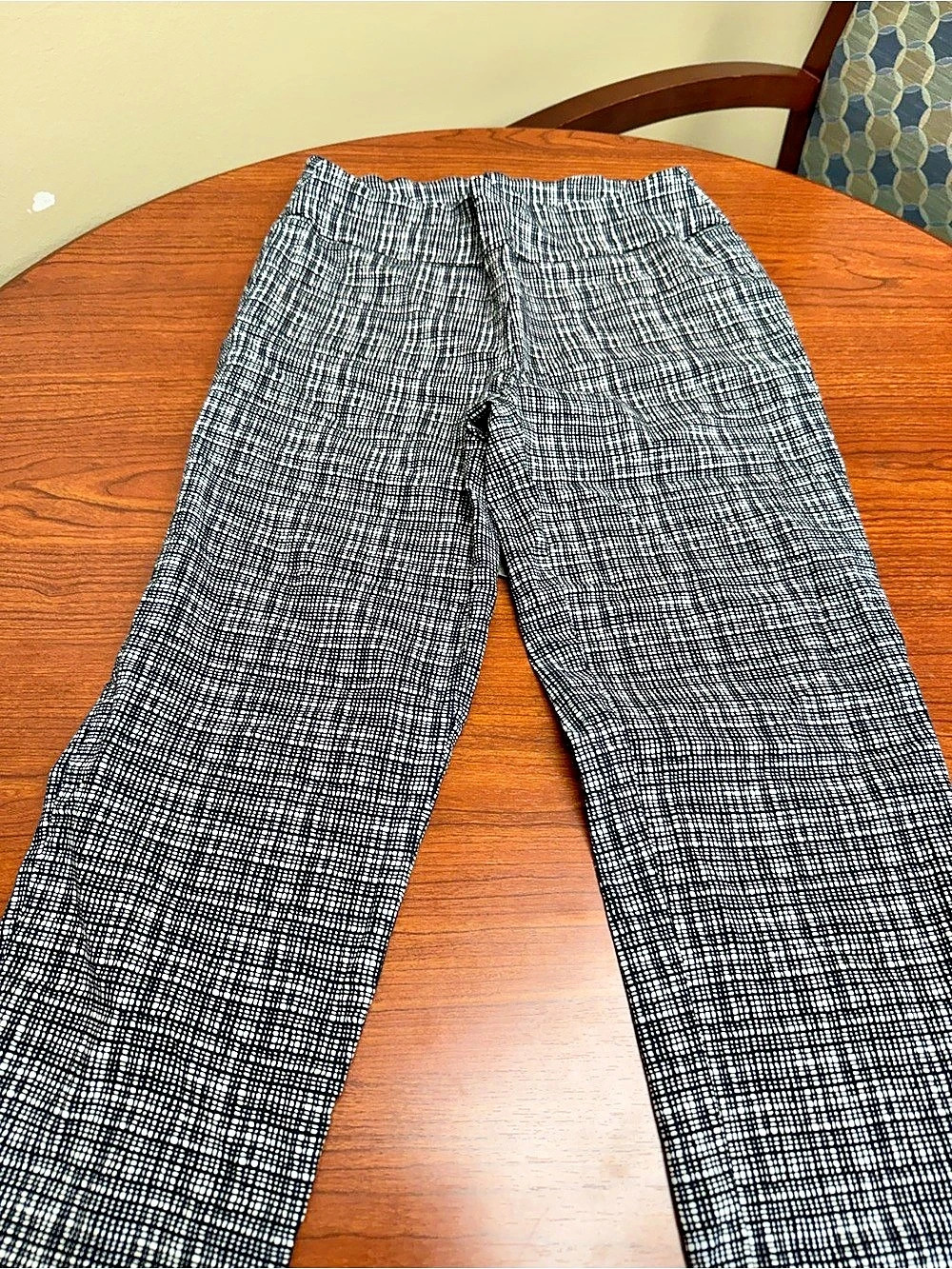 Express Wide Leg Checkered Pants Size 6P Like New